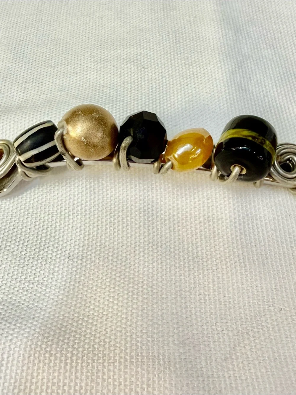 Beaded Butter Knife Featuring University of Iowa Hawkeyes Logo.